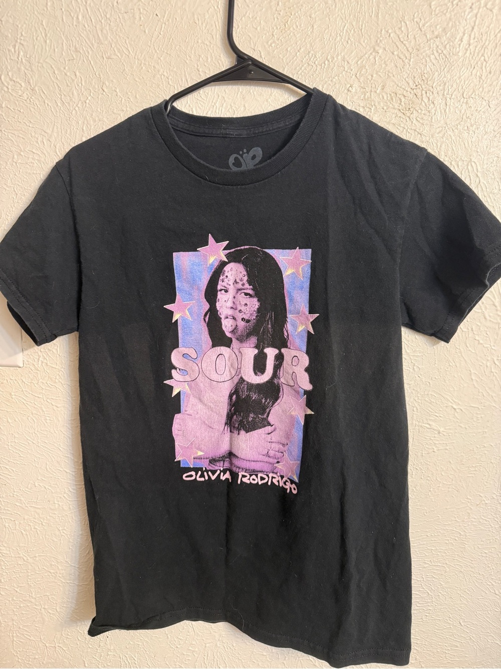 Olivia Rodrigo 'Sour' Women’s Graphic Tee - Black with Pink Print